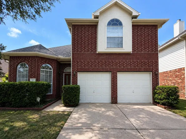 3827 Canton Dr, Pearland, TX 77584
