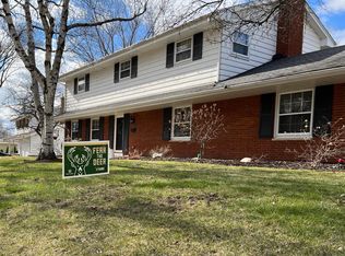 732 E Roberta Ave, Waukesha, WI 53186