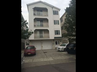 142-144 E Kinney St, Newark, NJ 07105