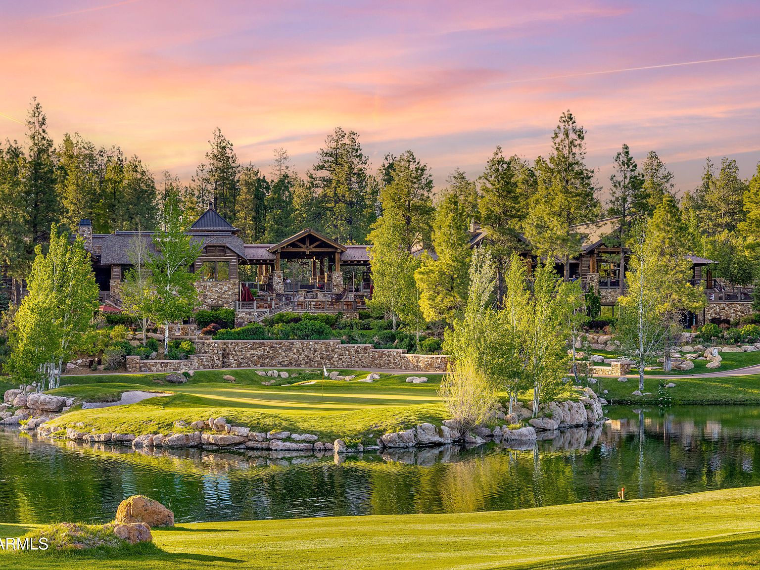 1590 E Castle Hills Dr #3