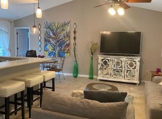 7131 Queen Palm Cir, Sarasota, FL 34243