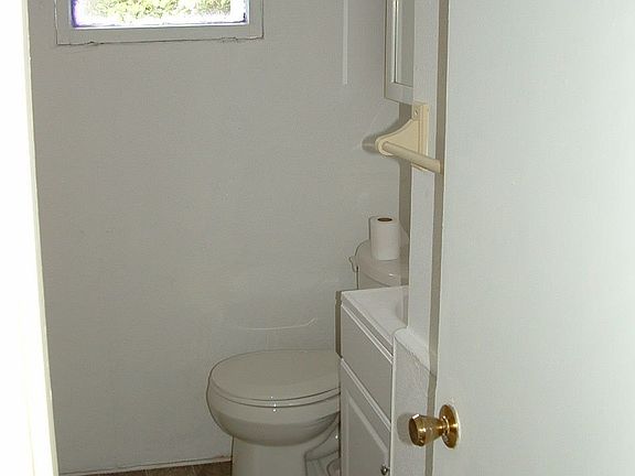 2nd floor bath