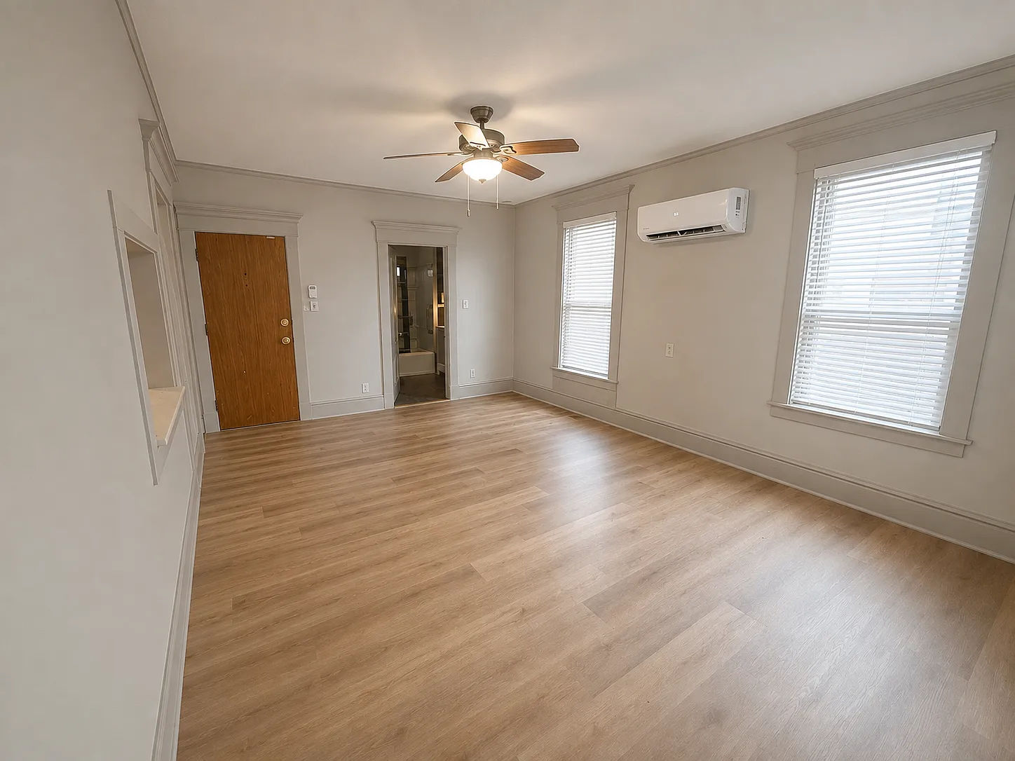 2 bed, 1.0 bath, 1030 sqft, $1,750 — Photo 3