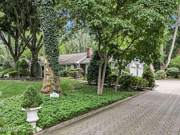 5th image of 121 Townsend Drive