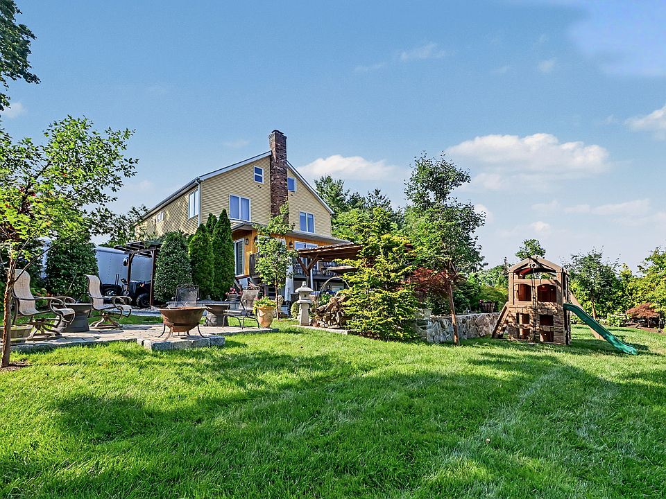 1st image of 69 Valley Rd