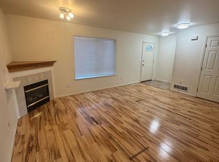 5222 Leslie St, Anchorage, AK 99508