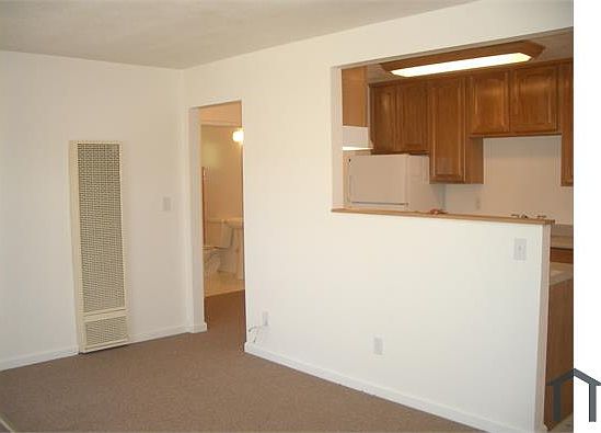2nd image of 1107 Roewill Dr #6
