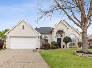 1105 Deer Valley Ln, Arlington, TX 76001