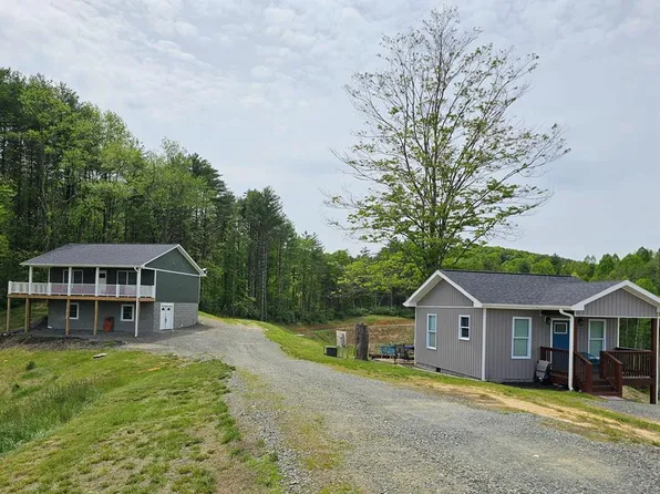 183 Johns Creek Ln, Independence, VA 24348