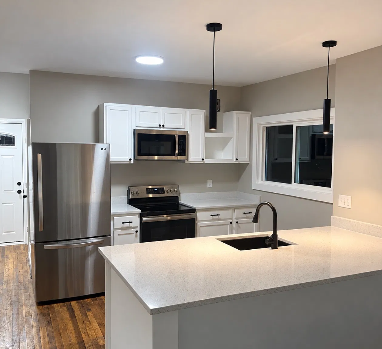 2991 Hogarth St — Photo 1