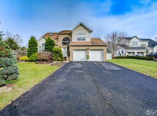 67 Gate Ln, Old Bridge, NJ 08857