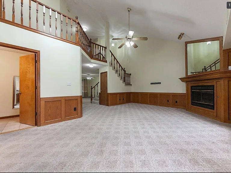 1432 Brighton Cir — Photo 2