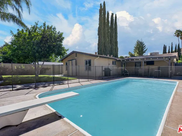 14921 Daffodil Ave, Santa Clarita, CA 91387