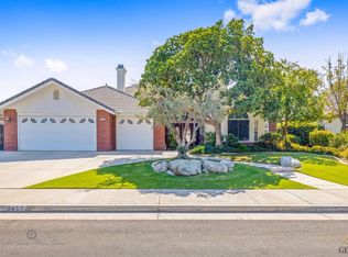 2452 Scarlet Belle Ct, Bakersfield, CA
