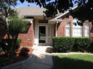 7616 Sandlewood Dr, Oklahoma City, OK 73132
