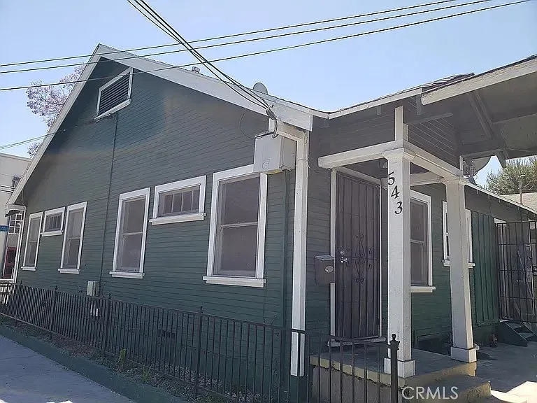 1 bed, 600 sqft, $1,800 — Photo 1