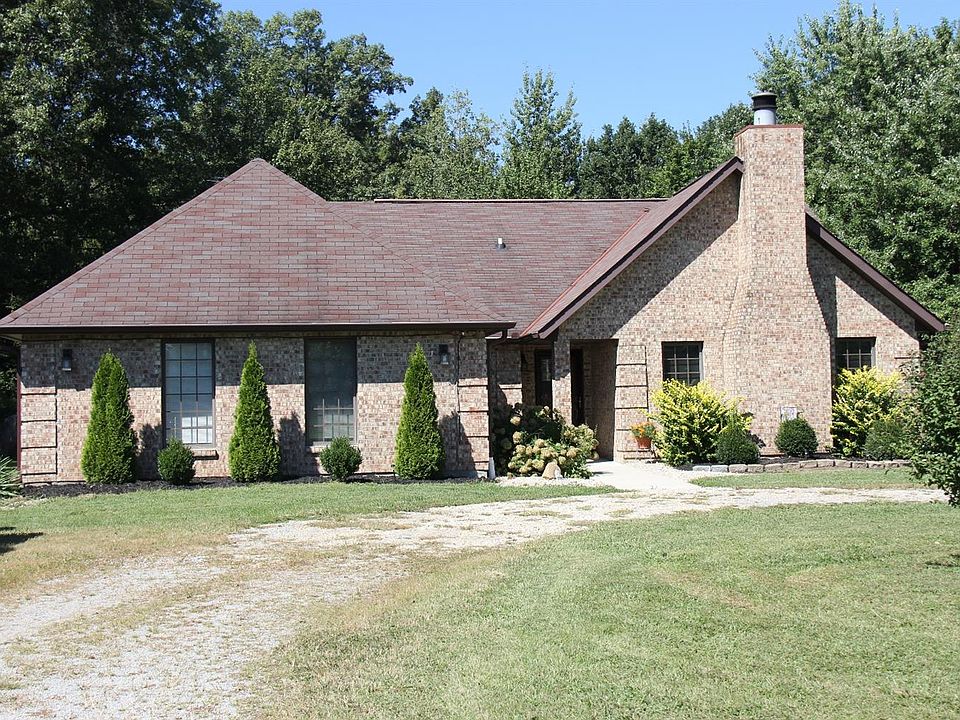 1st image of 826 Krupp Dr