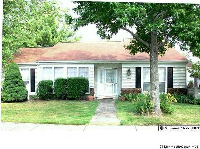 1st image of 862 Winchester Court #A