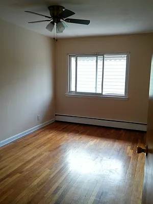 Rented by Sally Raia LLC | media 53
