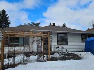 8 Sturgeon Bay Rd, Severn, ON L0K1E0