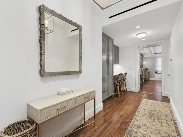 465 Park Avenue image 4 of 7