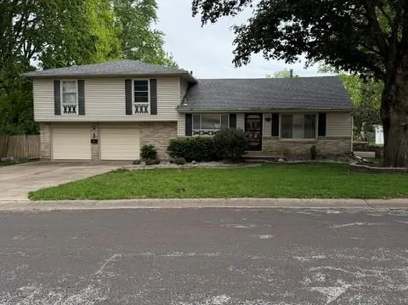 10801 E 64th Ter, Raytown, MO 64133