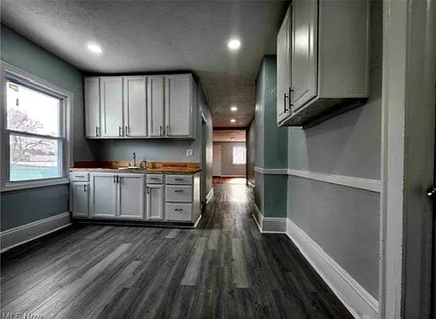 12405 Signet Ave — Photo 3