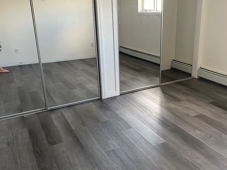 200 Lougheed Dr #1406 — Photo 4