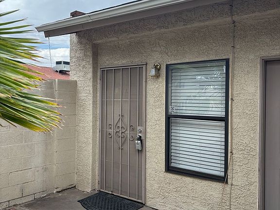2nd image of 211 Zinc St #A-211zinca