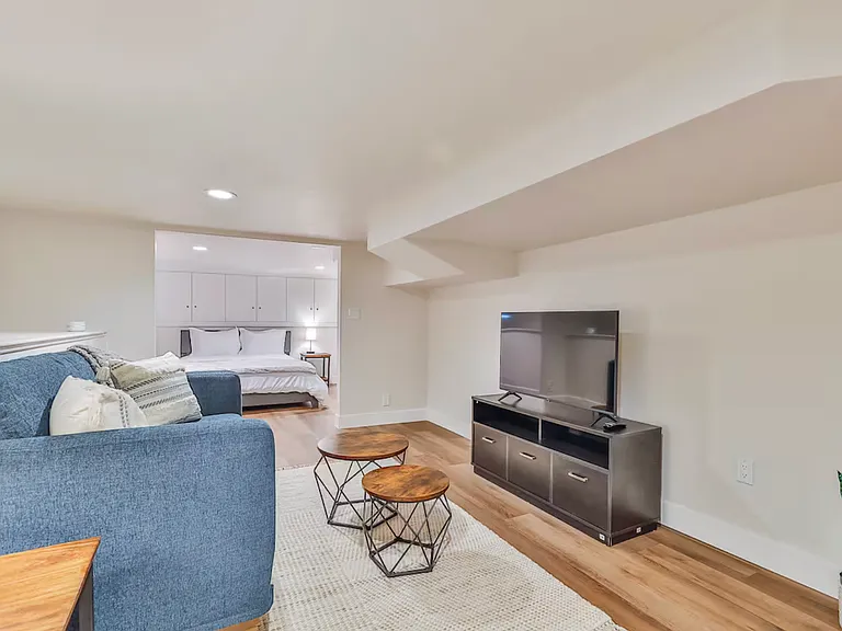 420 E 3rd Ave — Photo 11