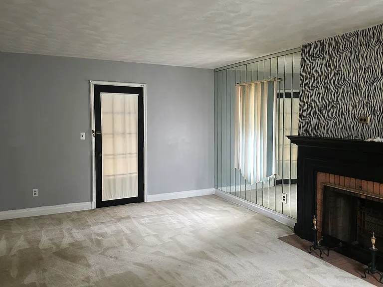 110 E Morris Ave — Photo 6