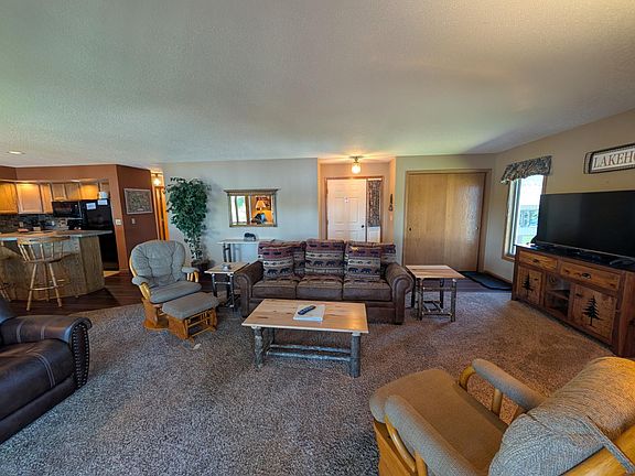 3rd image of 8250 Northern Rd #244