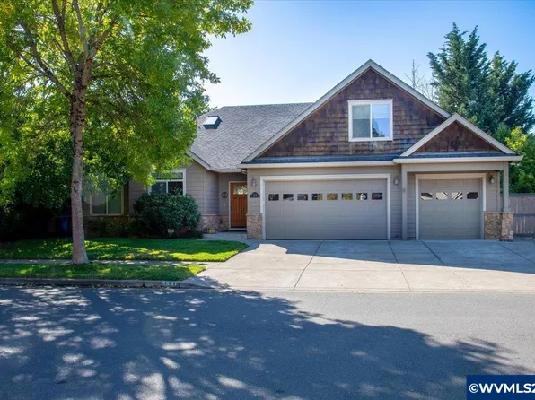 2641 Crowther Dr, Eugene, OR 97404