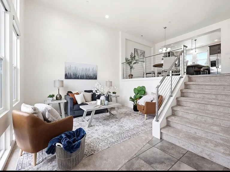 4563 W Daybreak Rim Way — Photo 2