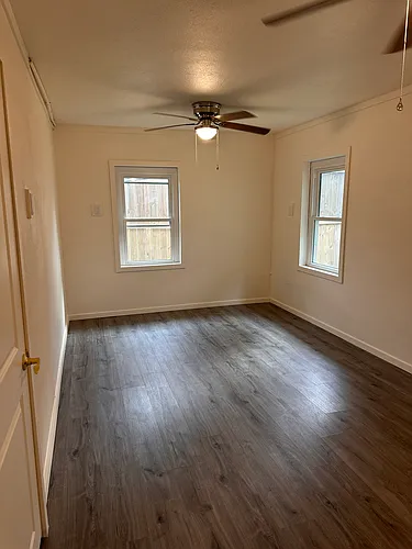 Alvin Apartments Photo 1