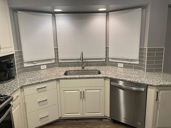 3rd image of 46585 Glen Eagle Dr