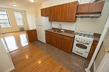 Rented by Matthew Gros-Werter, LREB 