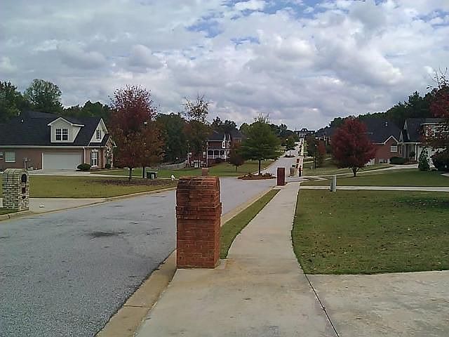 2nd image of 1240 Rhodes Walk