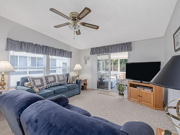 4th image of 810 N Navigators Way