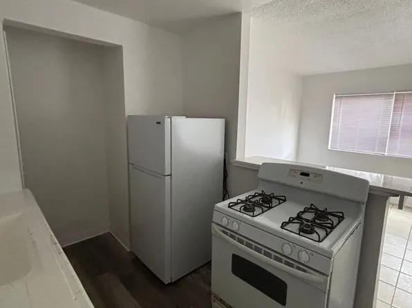 1760, 1760 Henderson Ave APT 5, Long Beach, CA 90813