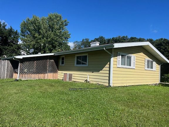 2nd image of 100 Lien Ct