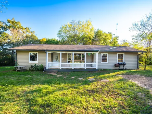 3573 Fm 1252 W, Kilgore, TX 75662