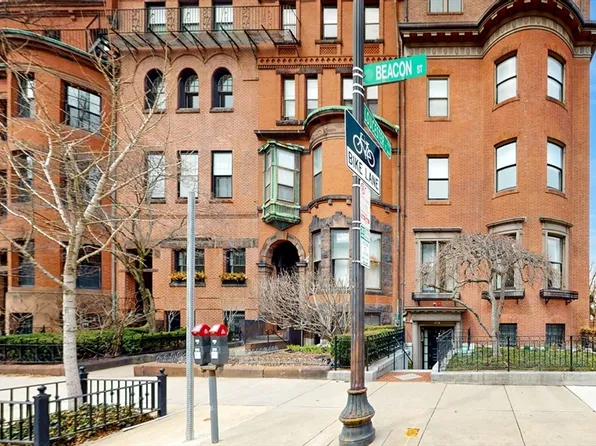 404 Beacon St APT 2, Boston, MA 02115