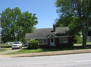 2082 Chesnee Hwy, Spartanburg, SC 29303