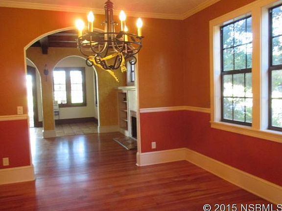 4th image of 1007 Live Oak St