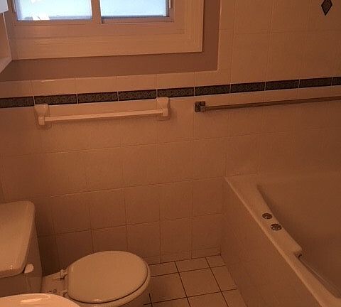 3rd image of 102 Pembrook Dr