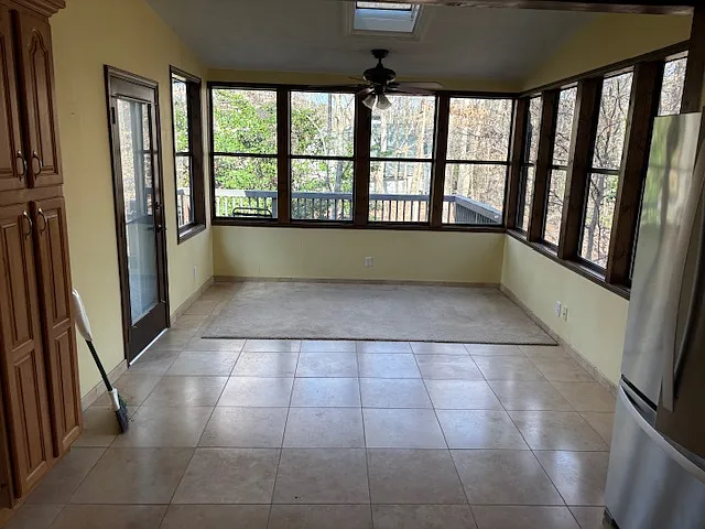 4635 Saybrook Ct — Photo 4
