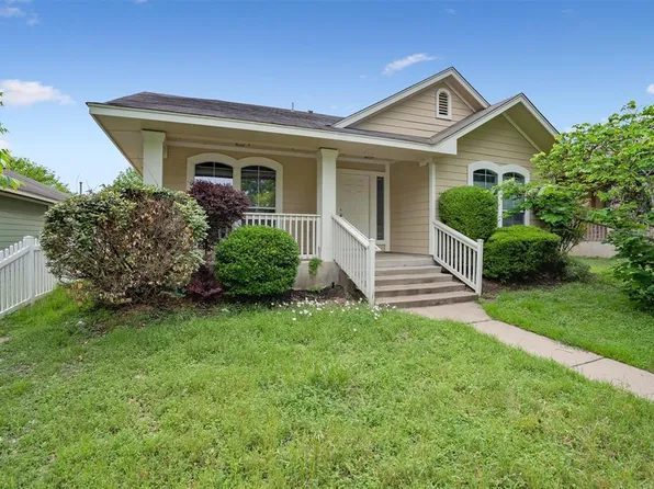 713 Hogan, Kyle, TX 78640