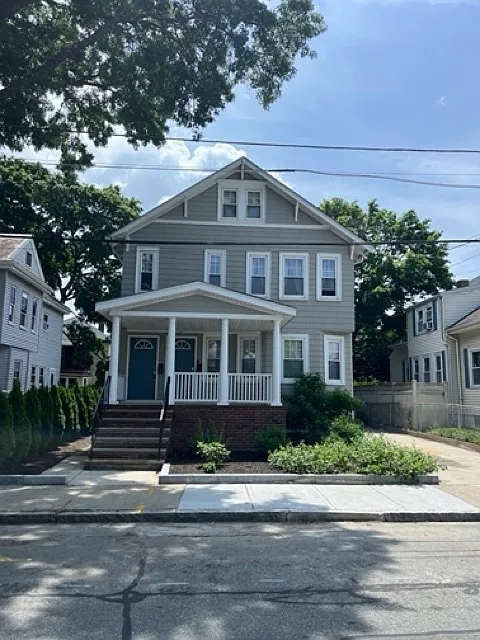 41 Billings Ave #2