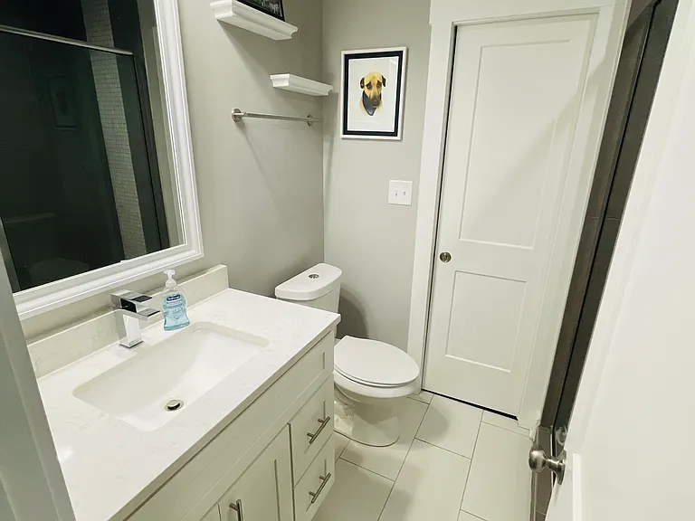 Master Bathroom (Full) (View from Bedroom)